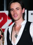 Reeve Carney