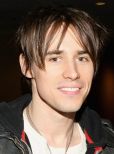 Reeve Carney