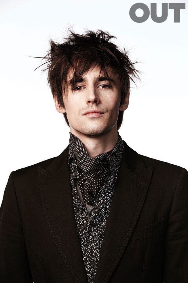 Reeve Carney