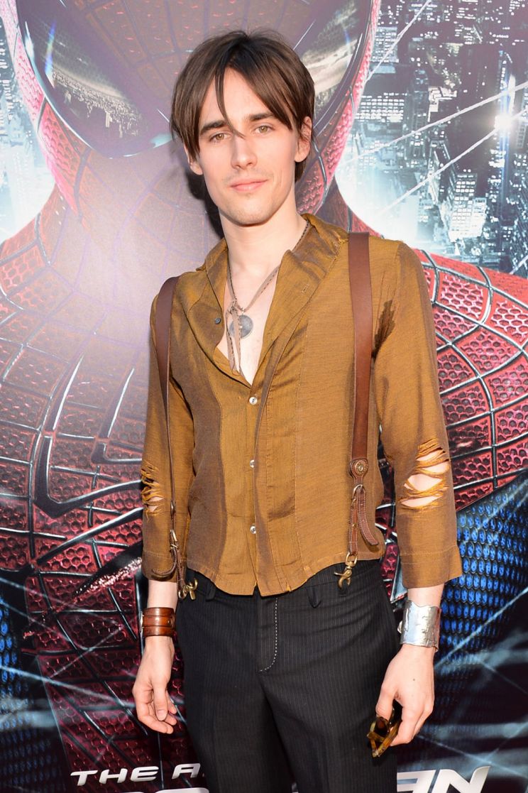 Reeve Carney