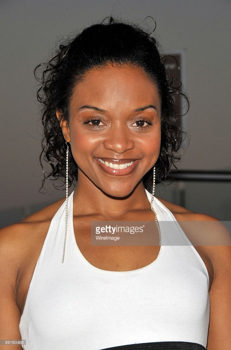 Regina Taylor