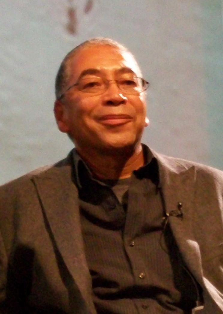 Remi Adefarasin