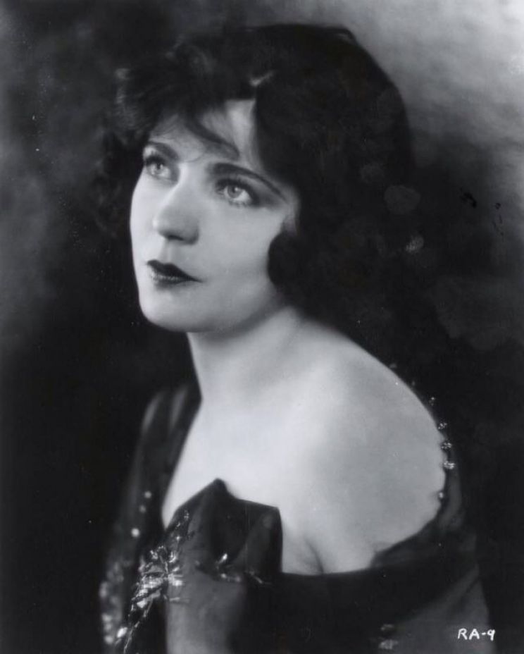 Renée Adorée