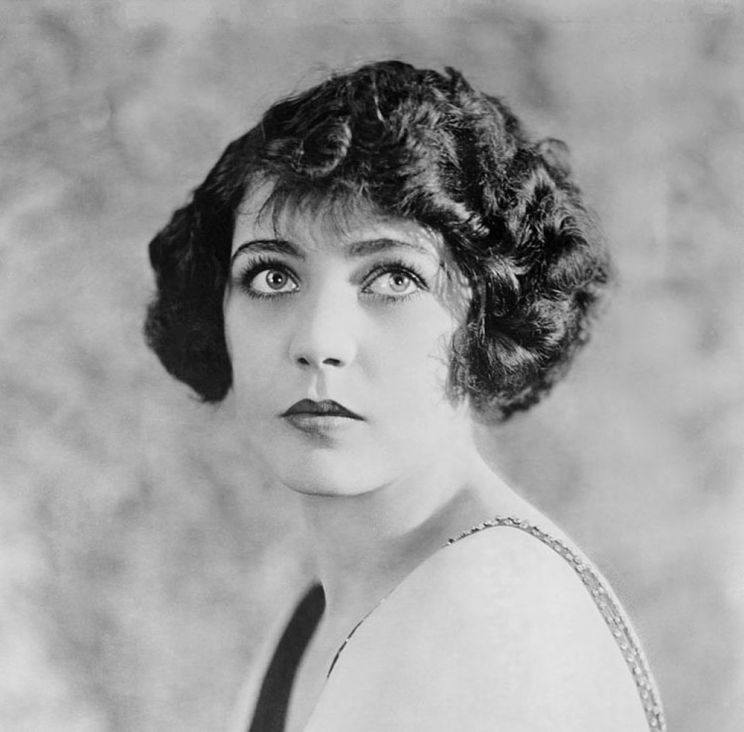 Renée Adorée