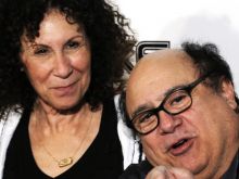 Rhea Perlman