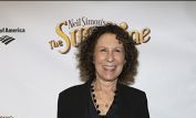 Rhea Perlman