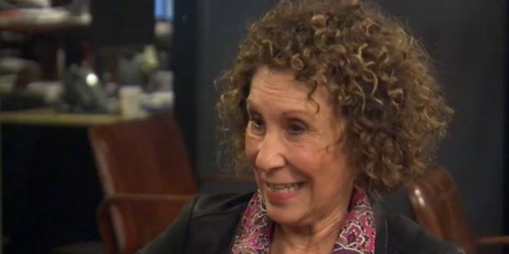 Rhea Perlman