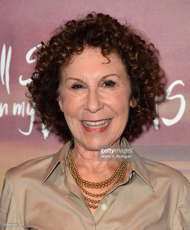 Rhea Perlman