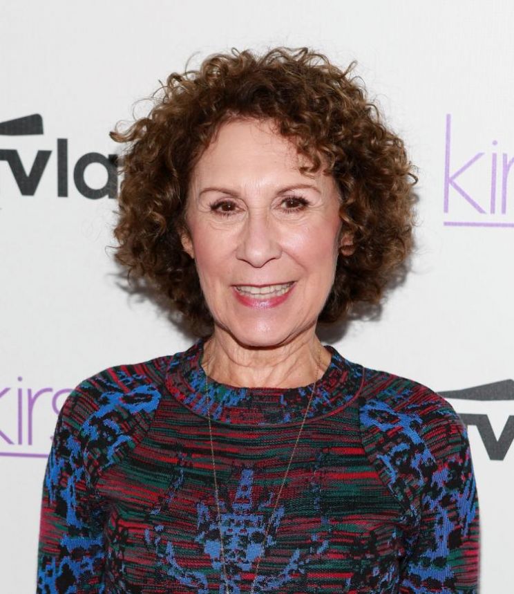 Rhea Perlman