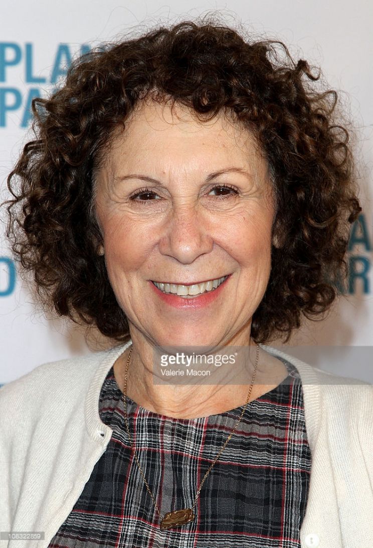 Rhea Perlman