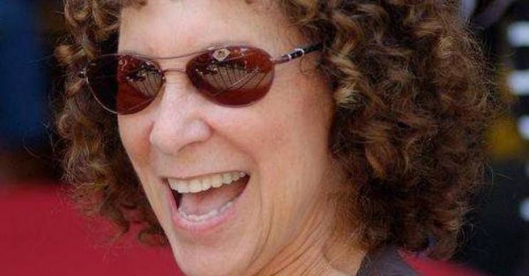 Rhea Perlman