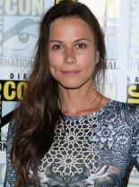 Rhona Mitra #32388 picture (Portrait Medium)