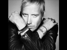 Rhys Ifans