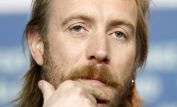 Rhys Ifans