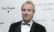 Rhys Ifans