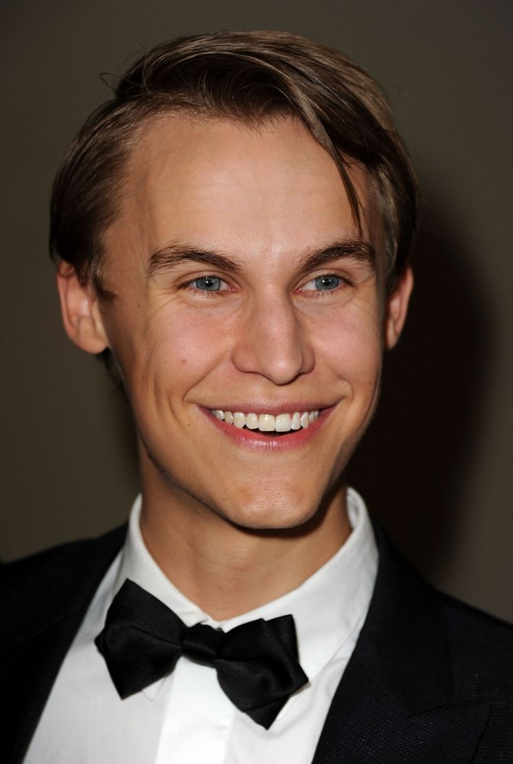 Rhys Wakefield