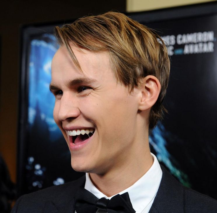 Rhys Wakefield