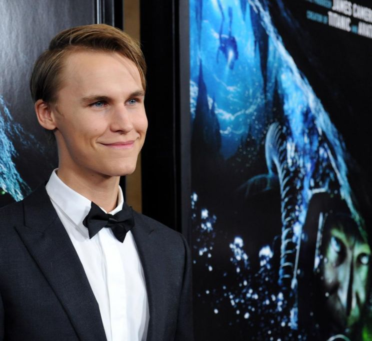 Rhys Wakefield