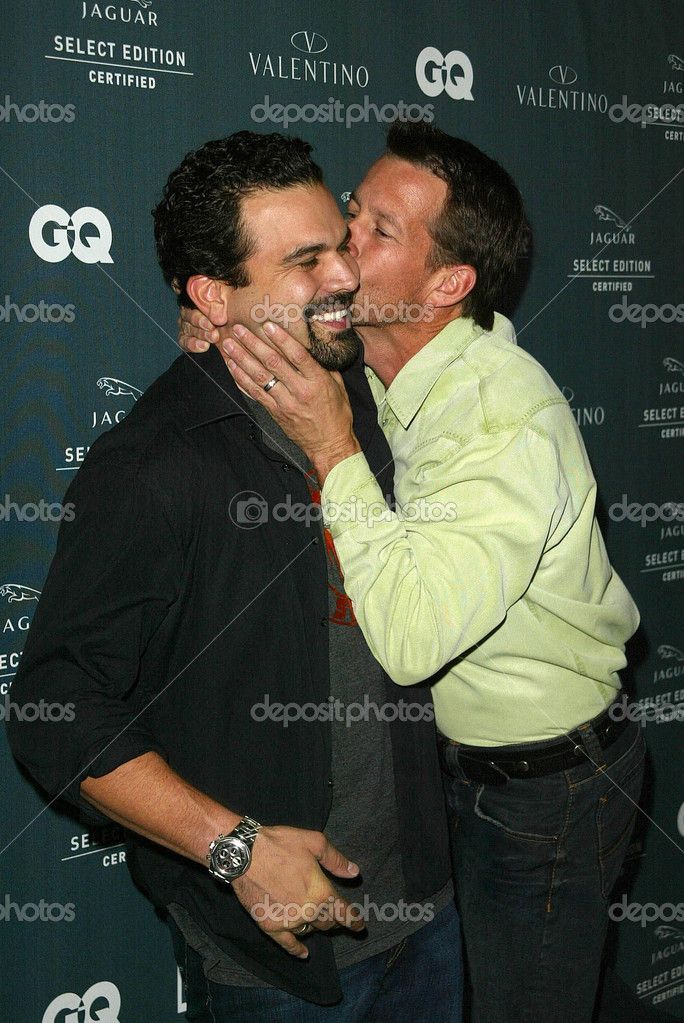 Pictures of Ricardo Chavira