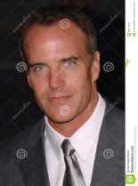 Richard Burgi