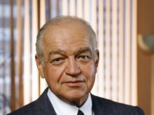 Richard Dysart