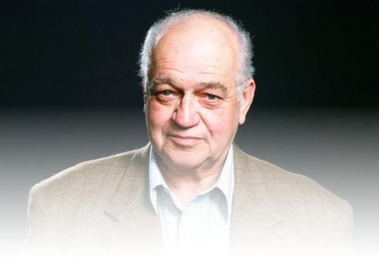 Richard Dysart