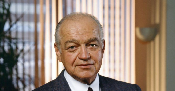 Richard Dysart