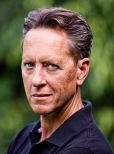 Richard E. Grant