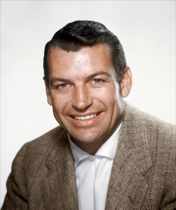 Richard Egan