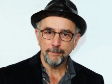 Richard Schiff