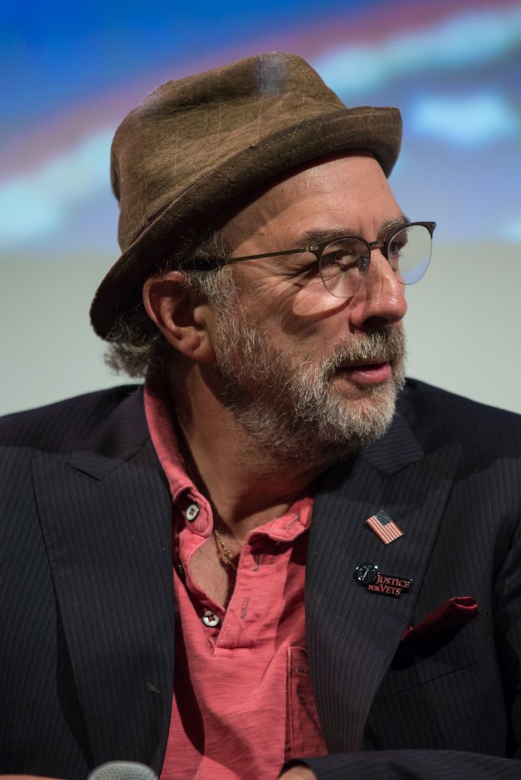 Richard Schiff