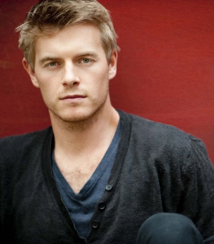 Rick Cosnett