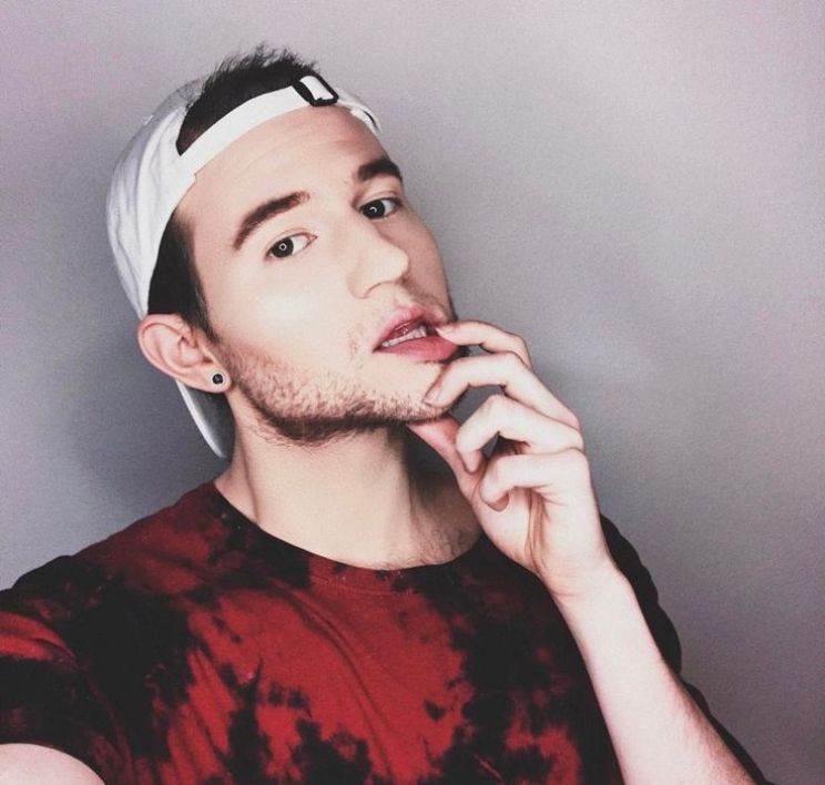 Ricky Dillon