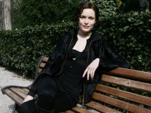 Rie Rasmussen photo