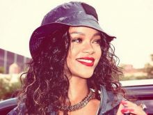 Rihanna photo