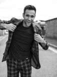 Rik Makarem