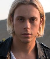 Riker Lynch