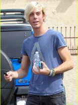 Riker Lynch