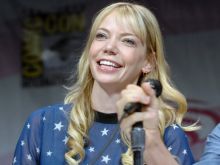 Riki Lindhome