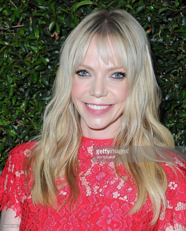 Riki Lindhome