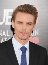 Riley Smith #135417 picture (Portrait Medium)