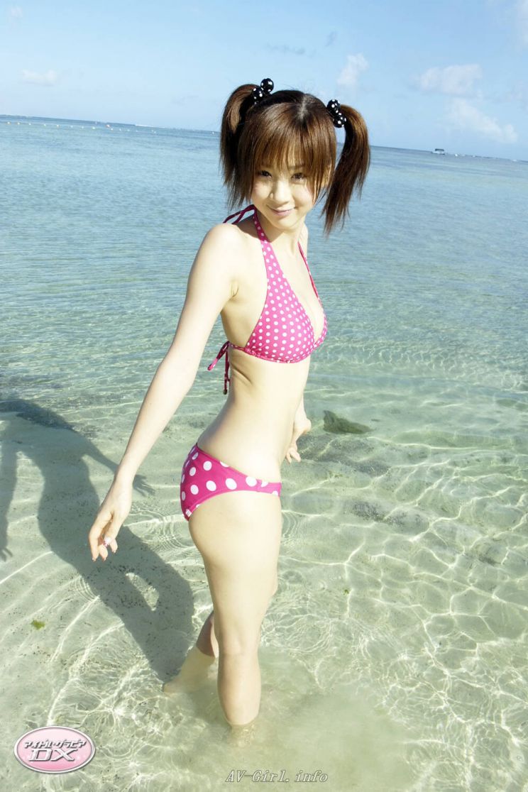 Rina Hoshino
