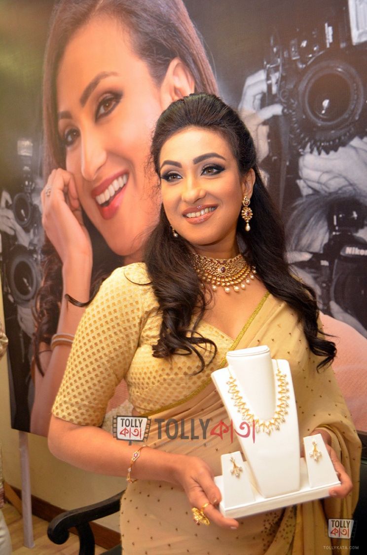 Rituparna Sengupta