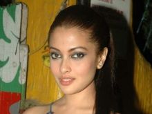 Riya Sen