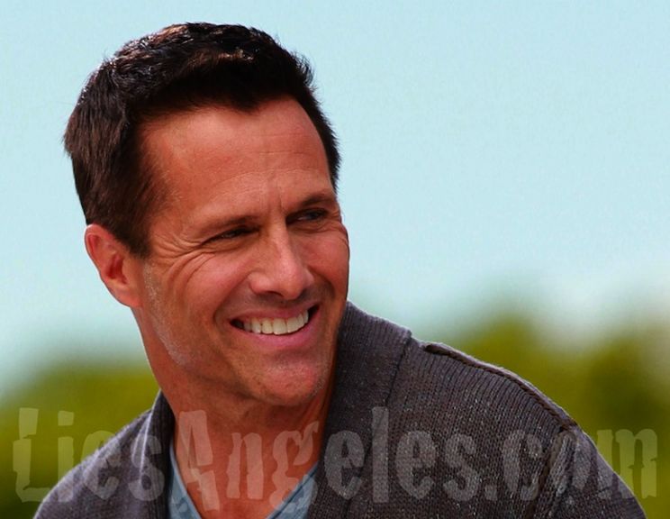 Rob Estes