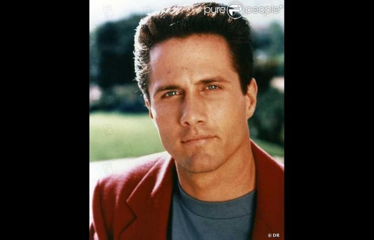 Rob Estes