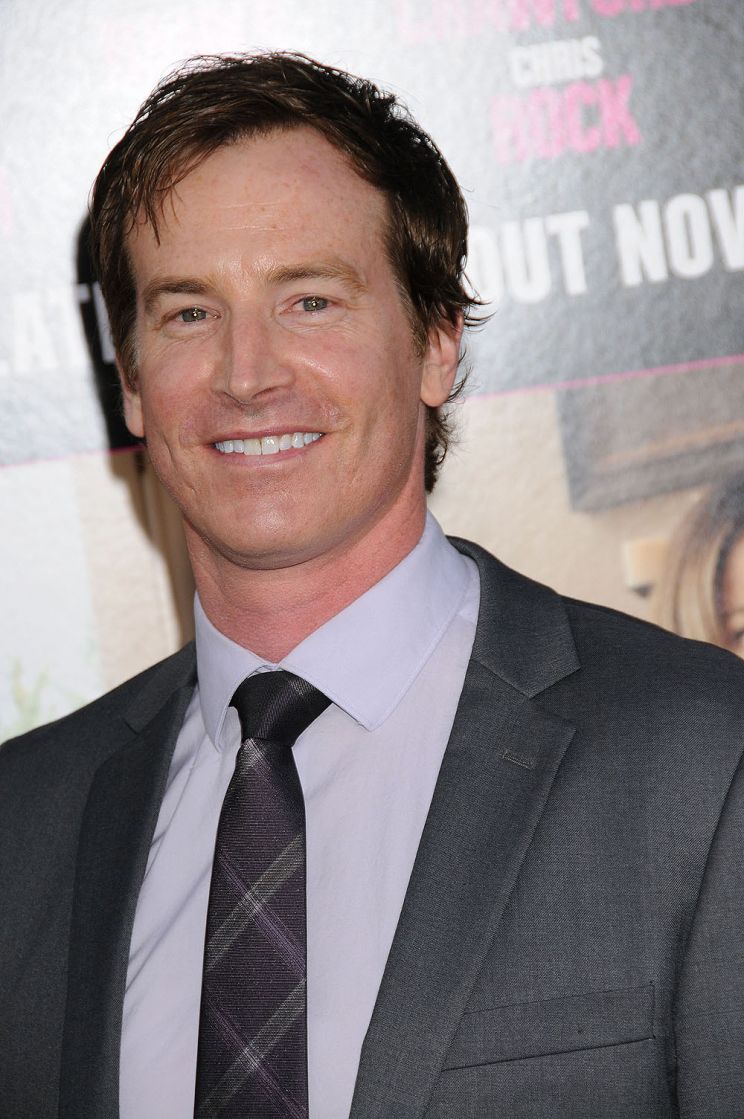 Rob Huebel