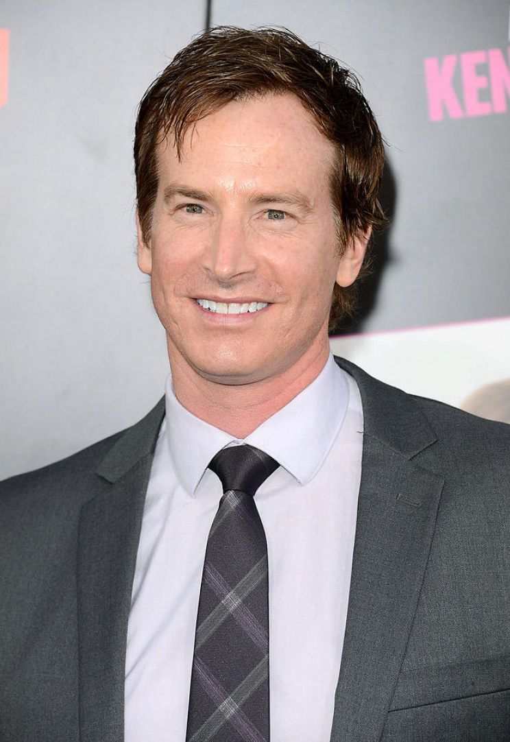 Rob Huebel