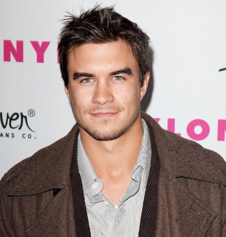 Rob Mayes