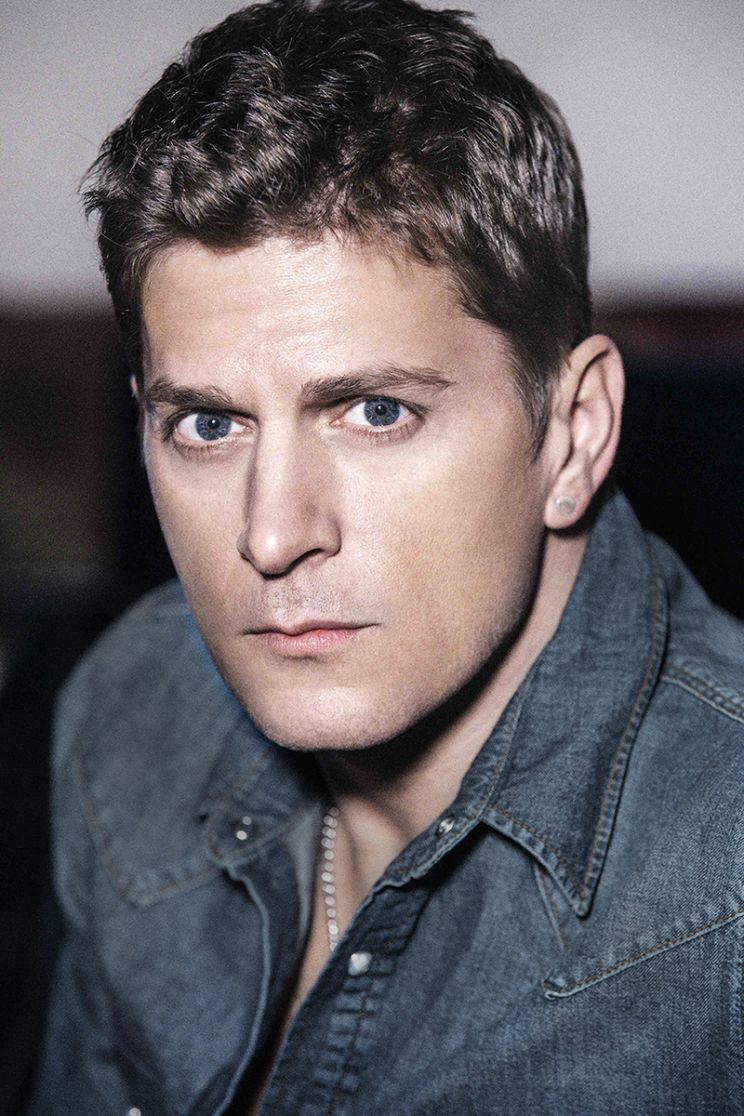 Rob Thomas